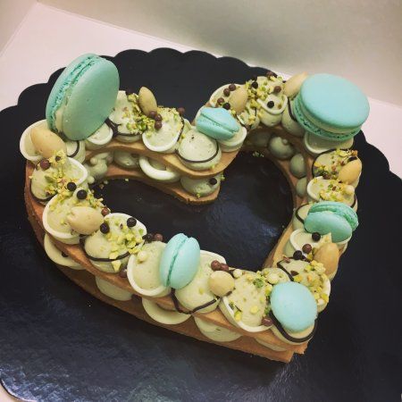 Vanilla Cupcake Bakery House